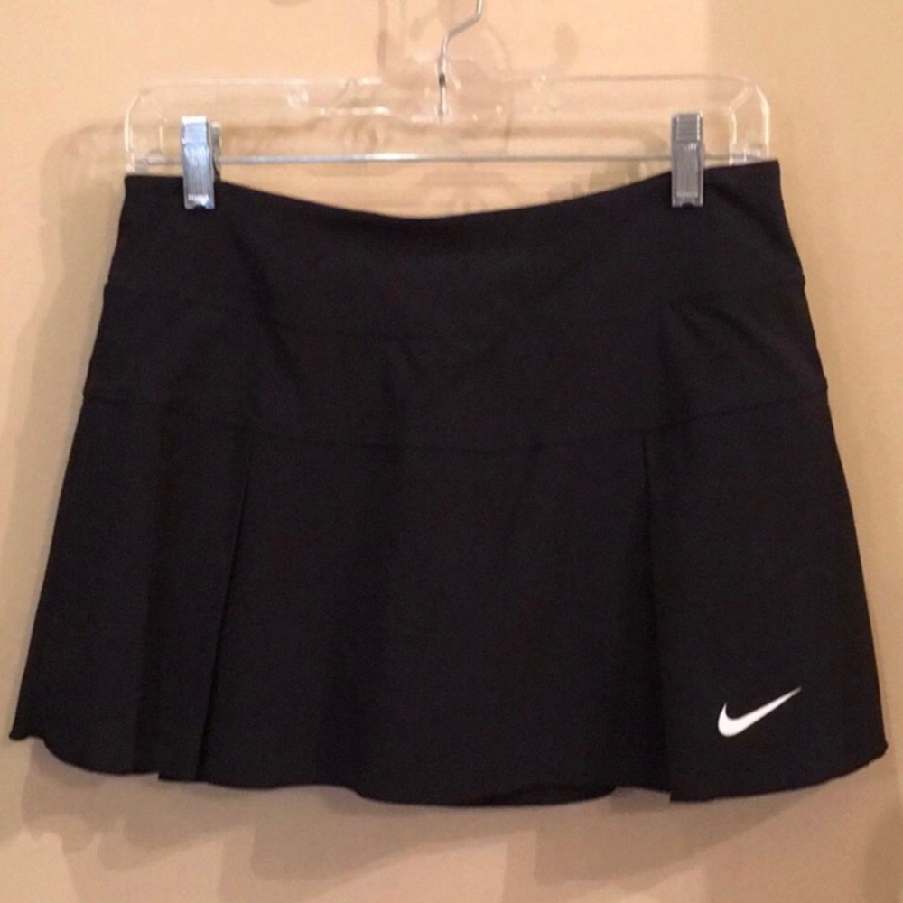 Nike tennis skirt